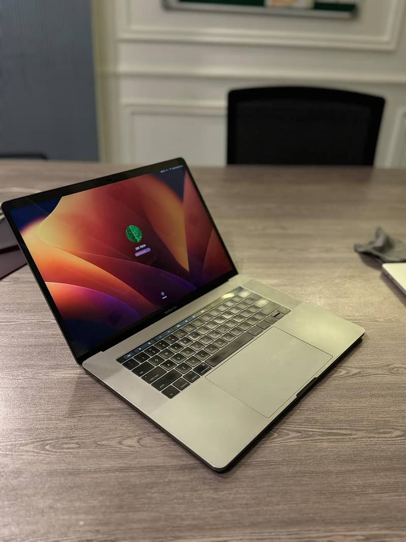 Macbook pro 2017 1
