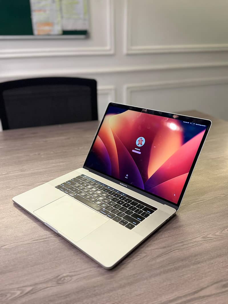 Macbook pro 2017 2