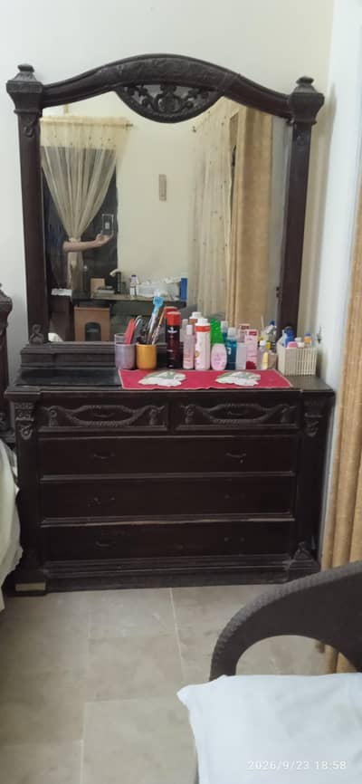 double bed dressing table and two side table