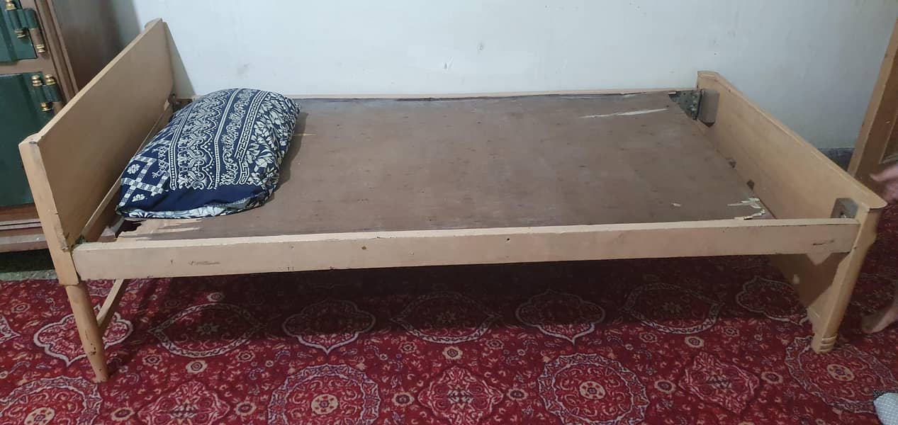 2 beds 4