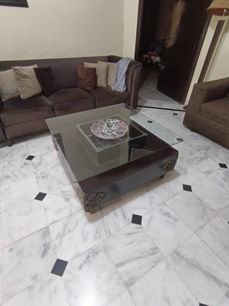 center table 0