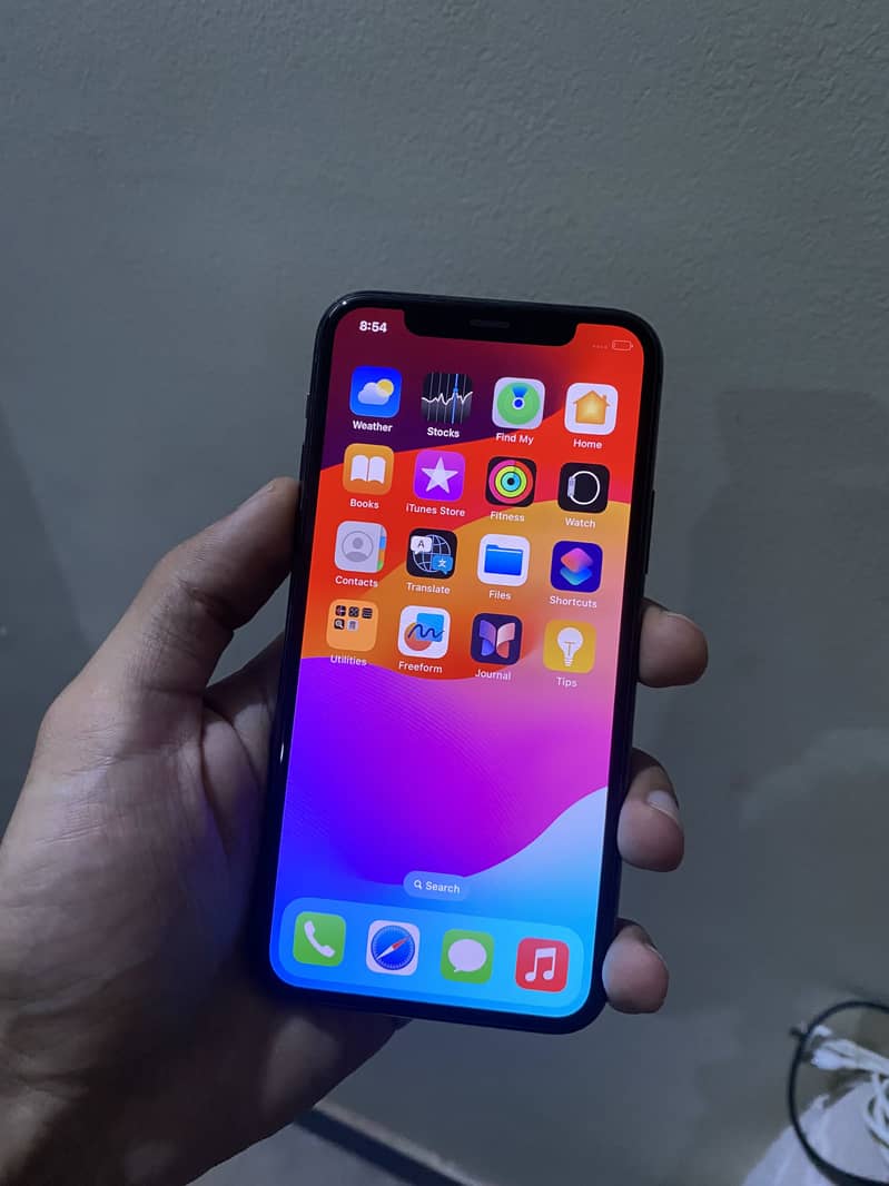 Apple iPhone 11 Pro 2