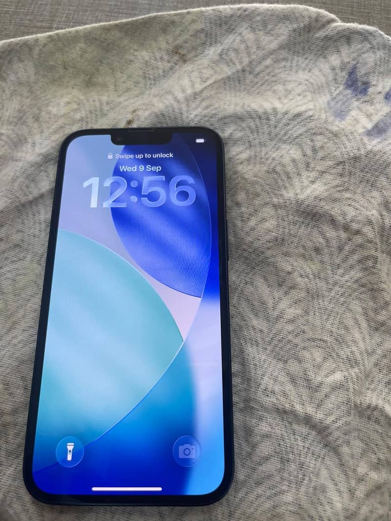 Apple iPhone 14 3