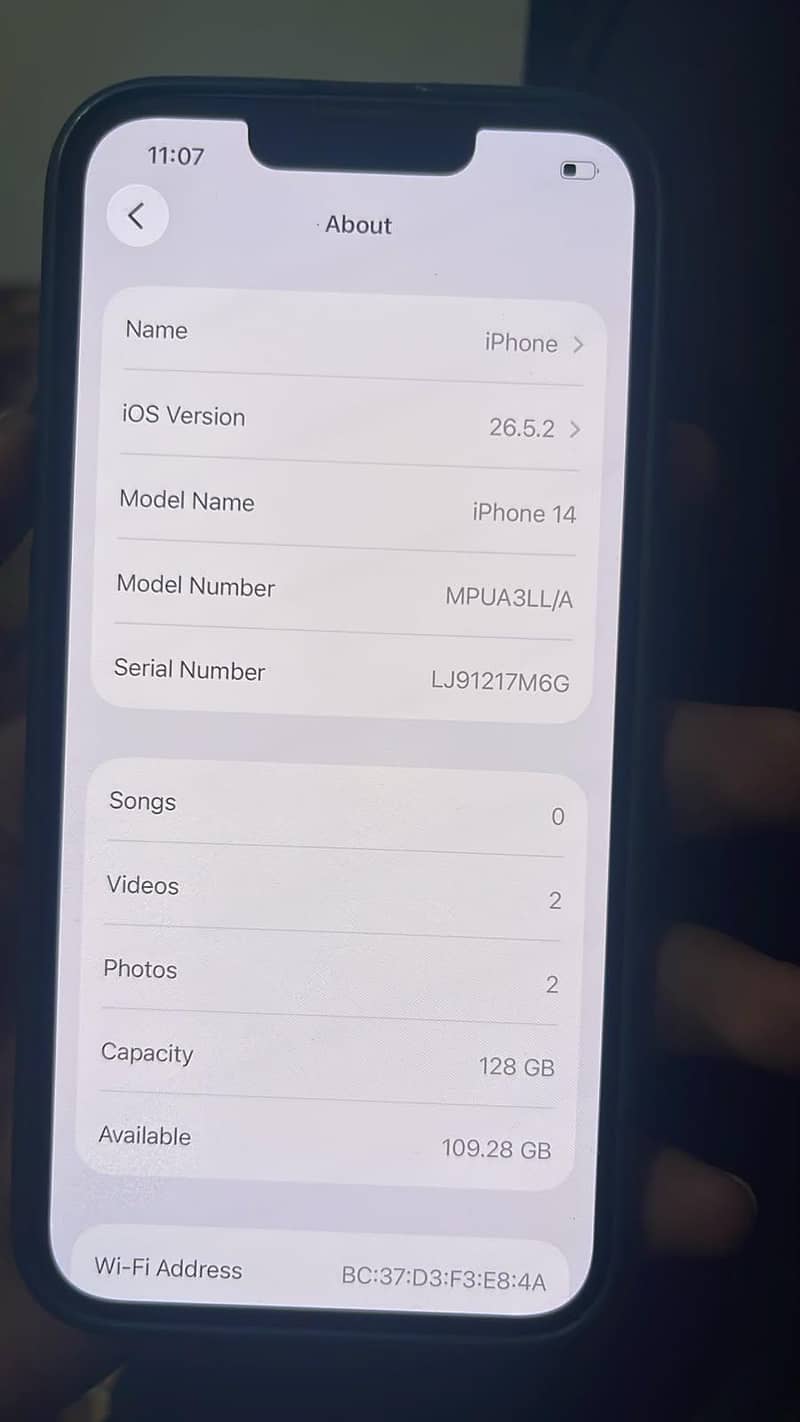 Apple iPhone 14 4