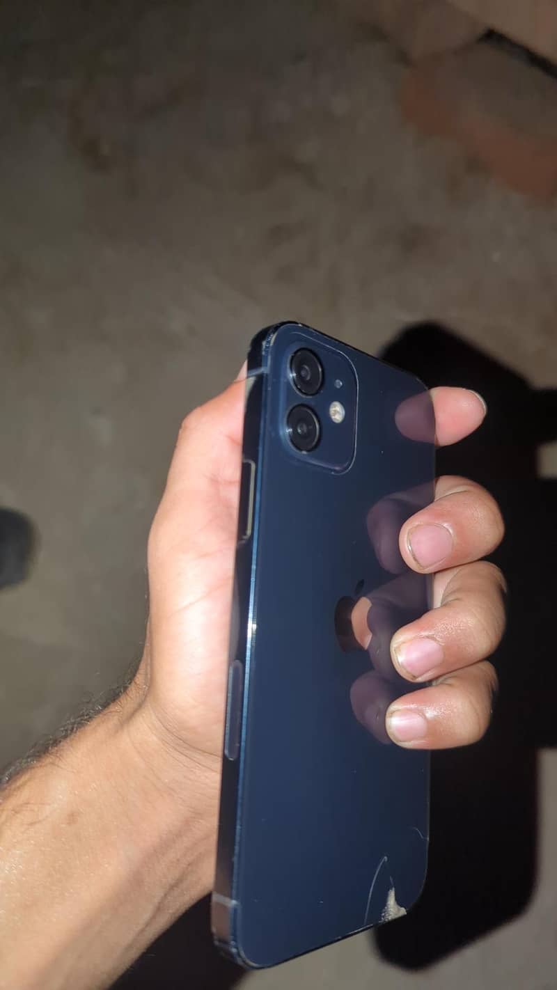 Apple iPhone 12 0