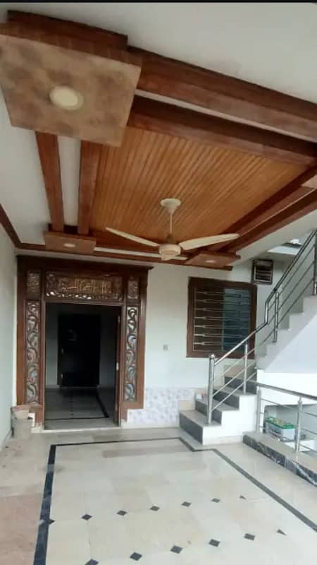 {Vip location} 8 Marla Upper Portion 3