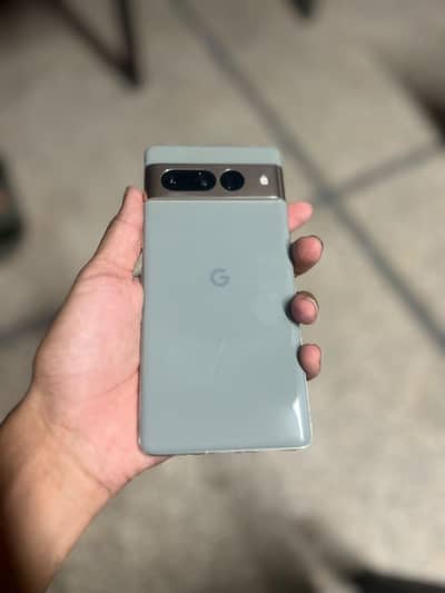 Used Google pixel 7 pro