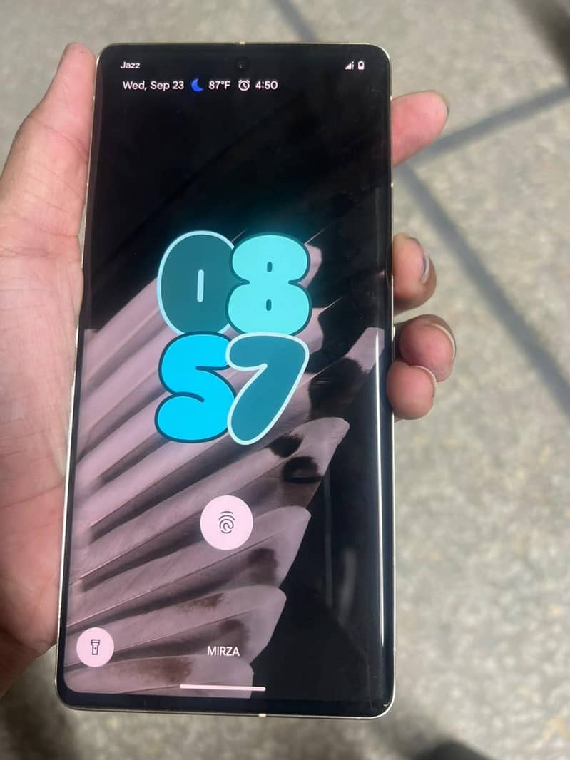 Used Google pixel 7 pro 1