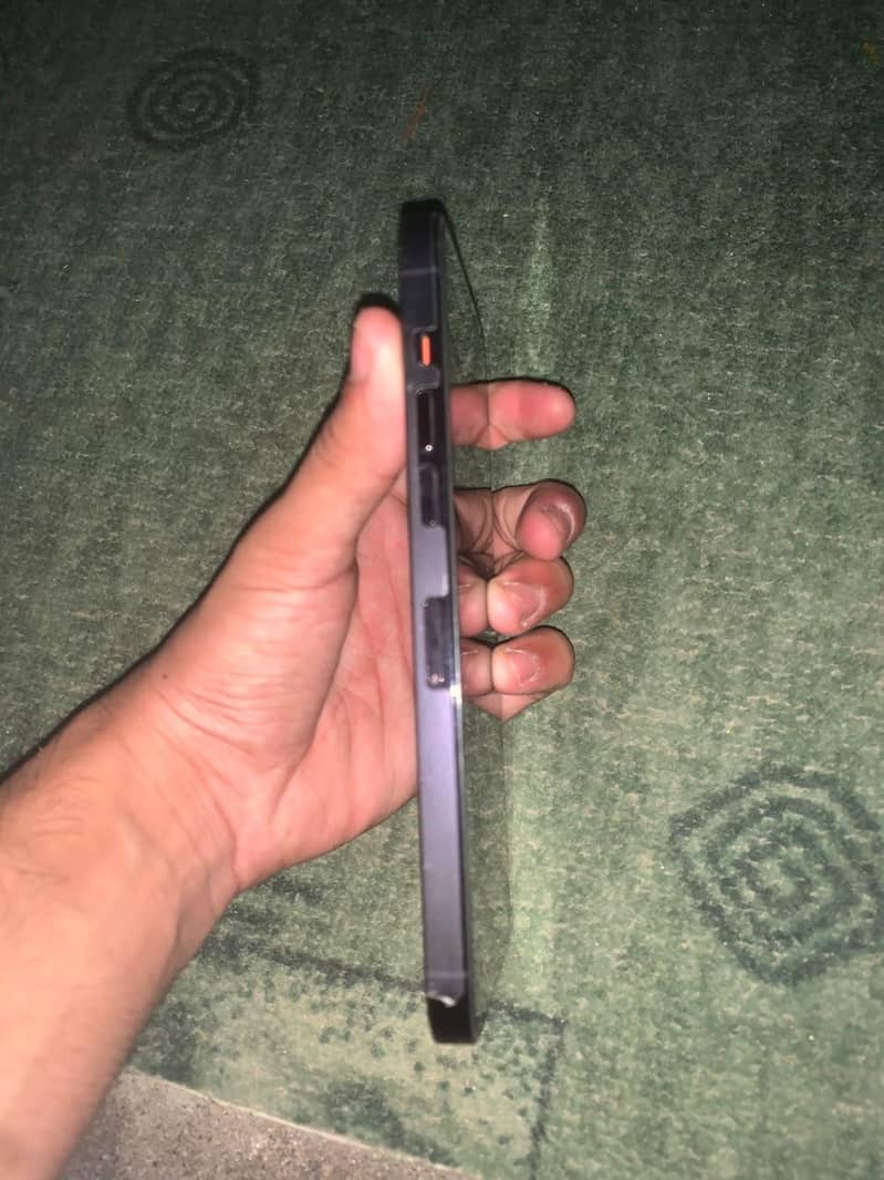 Apple iPhone 14 Pro Max 2