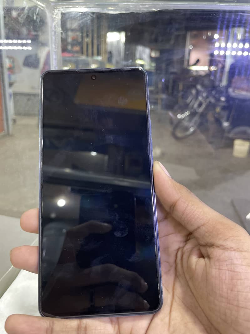 Tecno CAMON 20 Pro 4