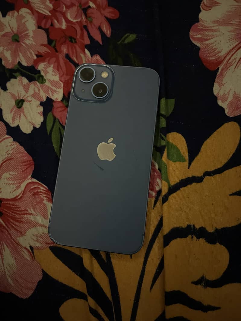 Apple iPhone 13 1