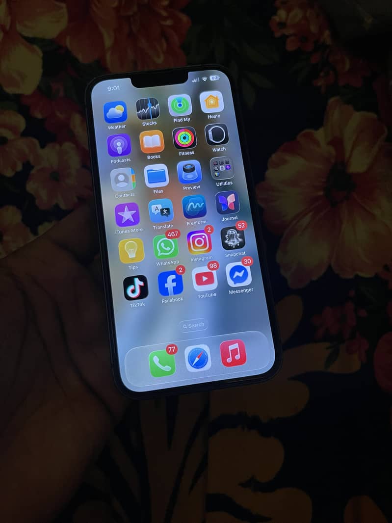 Apple iPhone 13 2