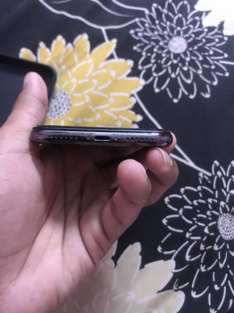 Apple iPhone X 2