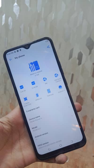 Tecno Pouvoir 4