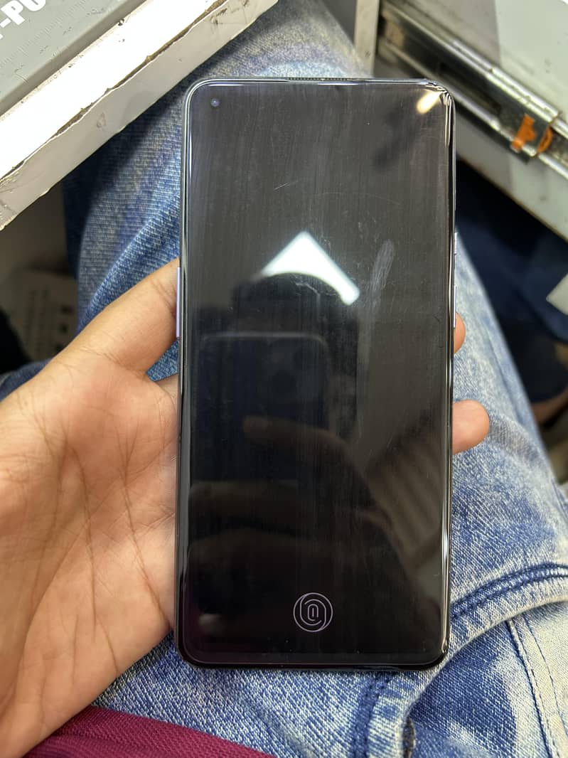 One Plus 9 5G 7