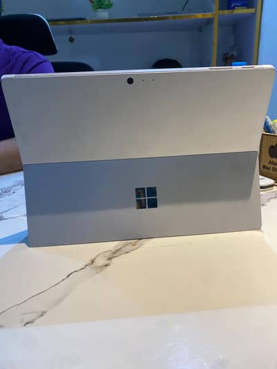Microsoft Surface Pro 4 | Core i5 6th Gen | 8GB RAM | 256GB SSD |