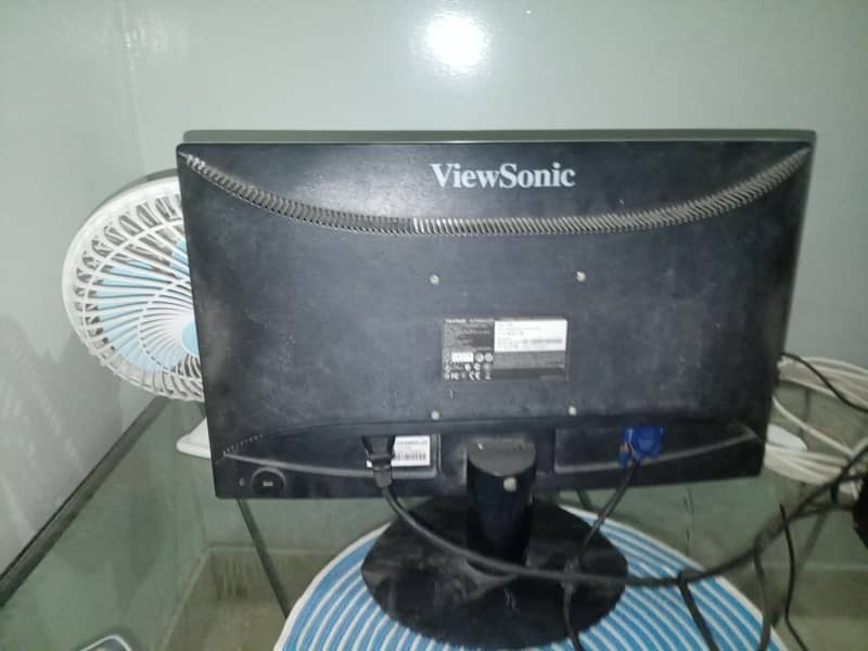 monitor 1