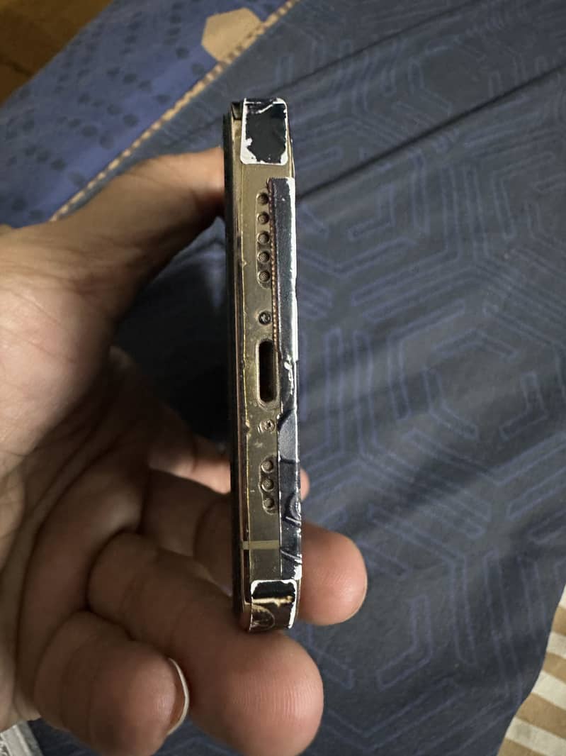 Apple iPhone 12 Pro 3