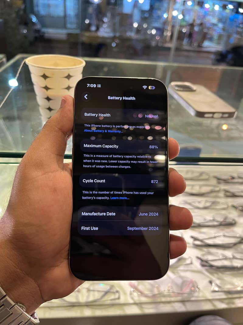 Apple iPhone 15 Pro 3