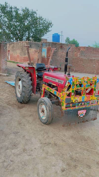 Massey Ferguson 240/MF 240–(Engine full tita 16 ana 100 % ha)