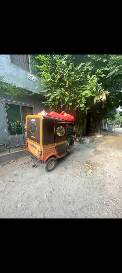 Auto Rickshaw just like new