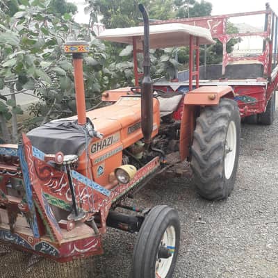 Tractor trolly in ittehad town with all documents