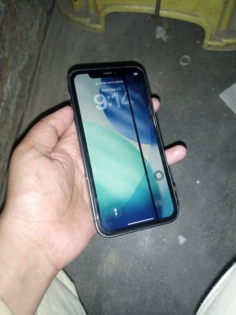 iPhone 11 5