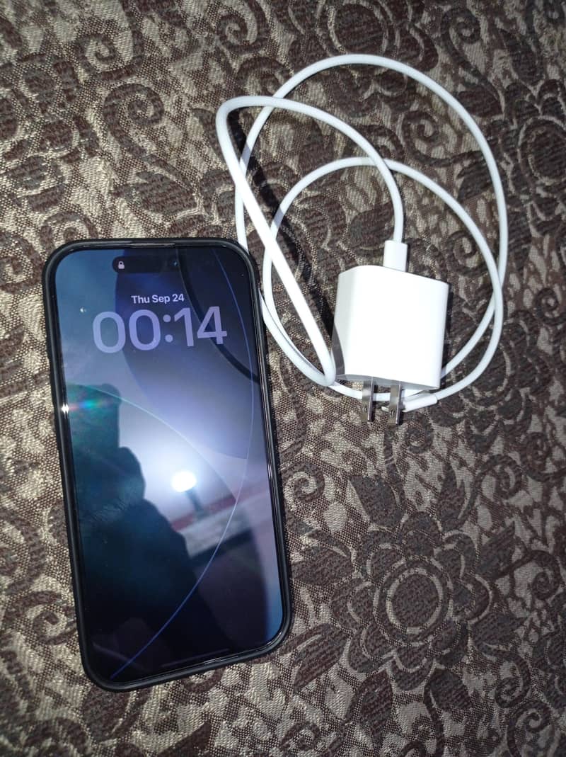 Apple iPhone 16 Pro 6