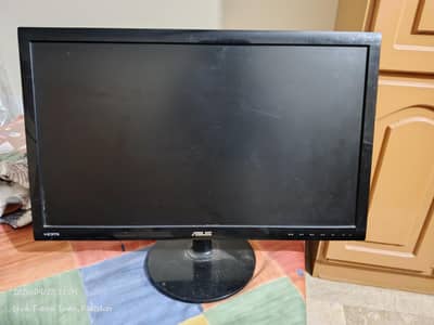 Asus VS 247H led monitor