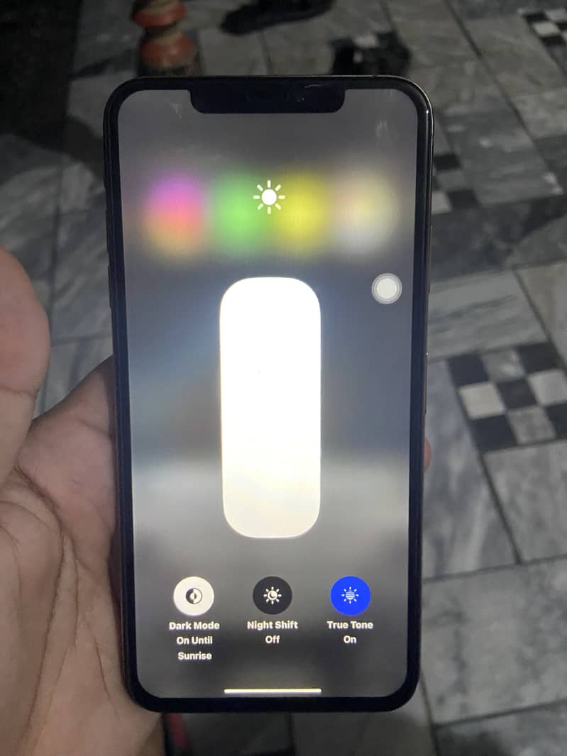 Apple iPhone XS Max 2