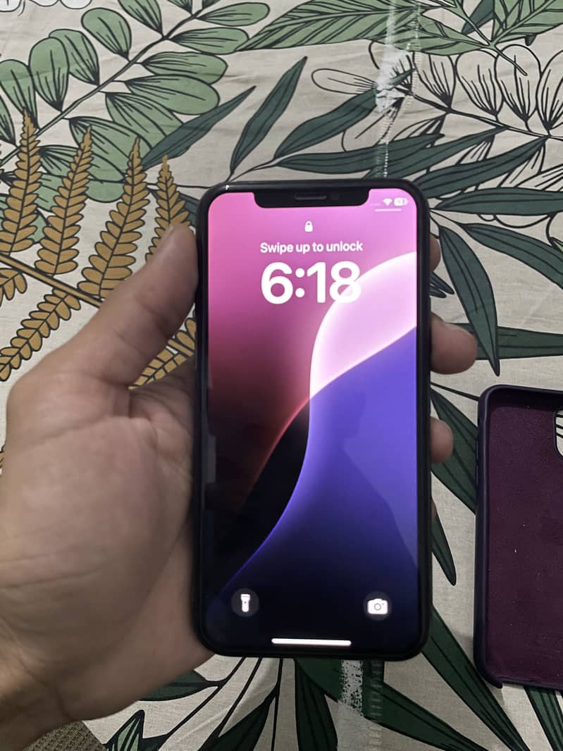 Apple iPhone 11 Pro 0