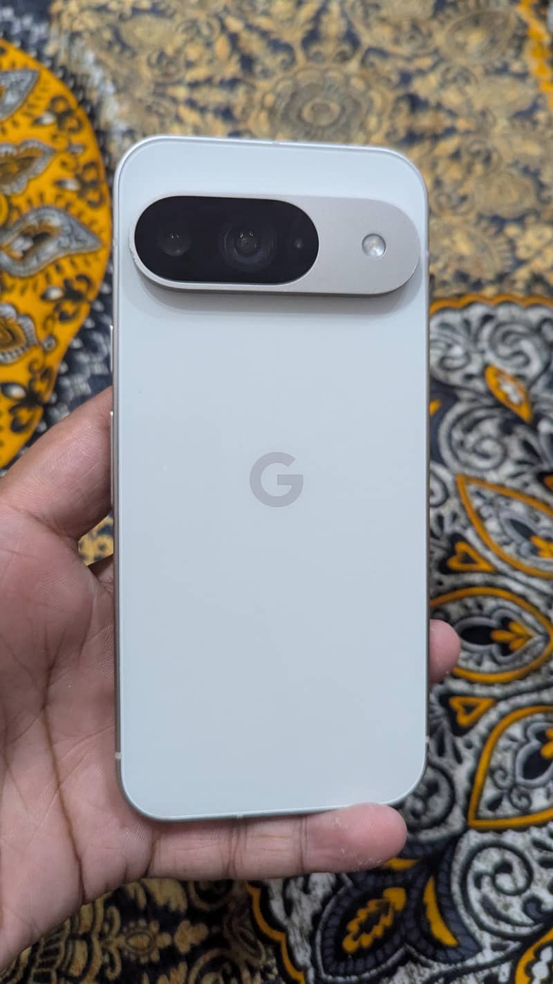 Google Pixel 9 1