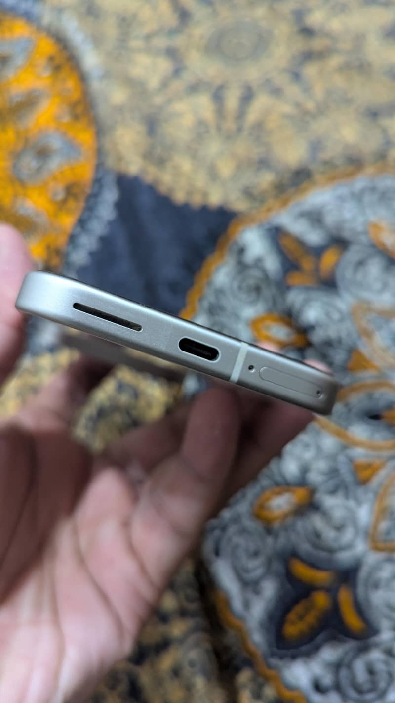 Google Pixel 9 3