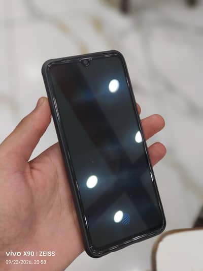 Vivo V20