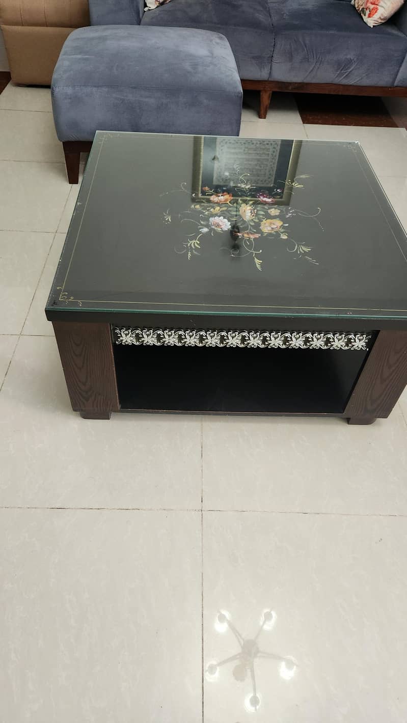 black square coffee table 0
