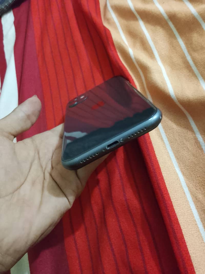 Apple iPhone 11 5