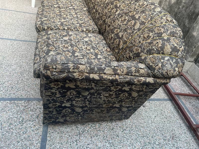 Sofa used 2