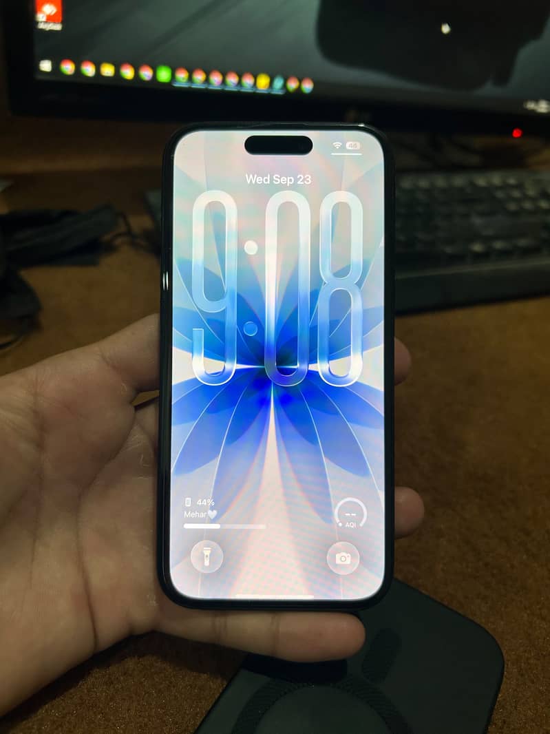 Apple iPhone 15 Pro 2