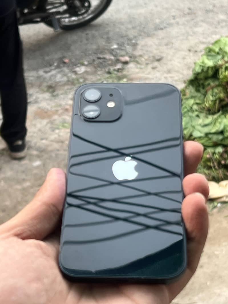 Apple iPhone 12 5