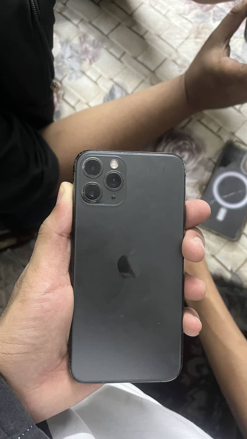 Apple iPhone 11 Pro 1