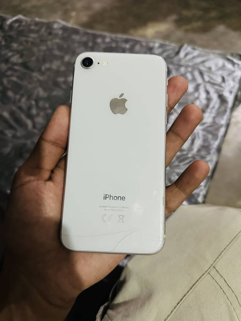 Apple iPhone 8 0