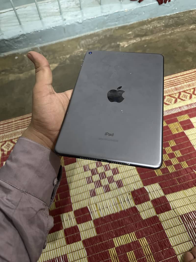 iPad mini 5 2