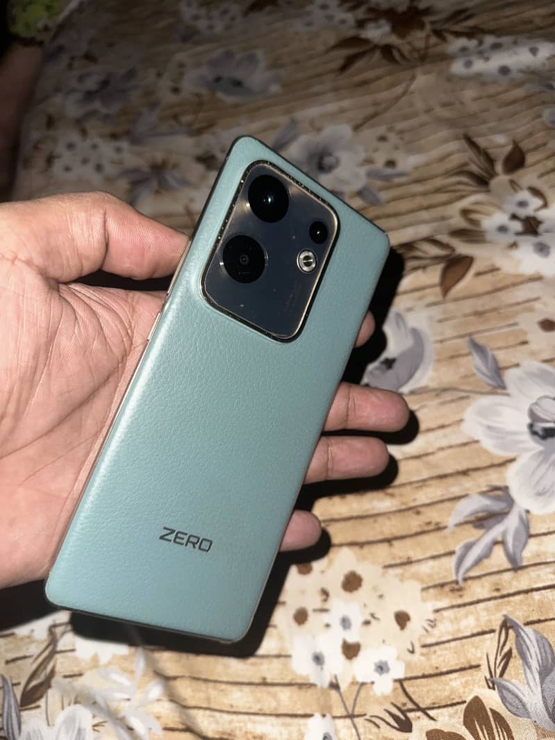 Infinix Zero 30 0