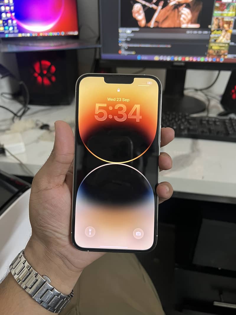 Apple iPhone 13 Pro Max 3