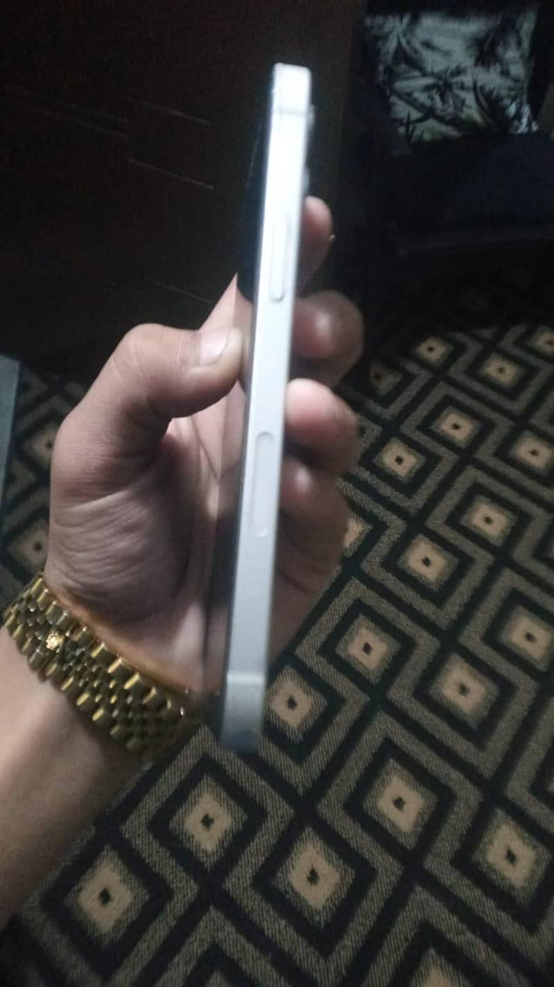 iPhone 12 2