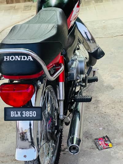 Honda 70 2016 model lush condition
