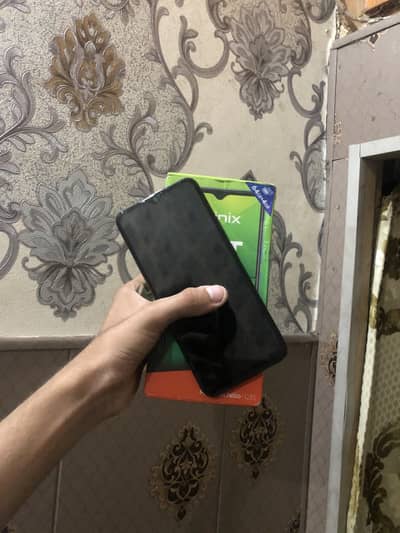 Infinix Hot 10 Play with BOX all ok 03266936337