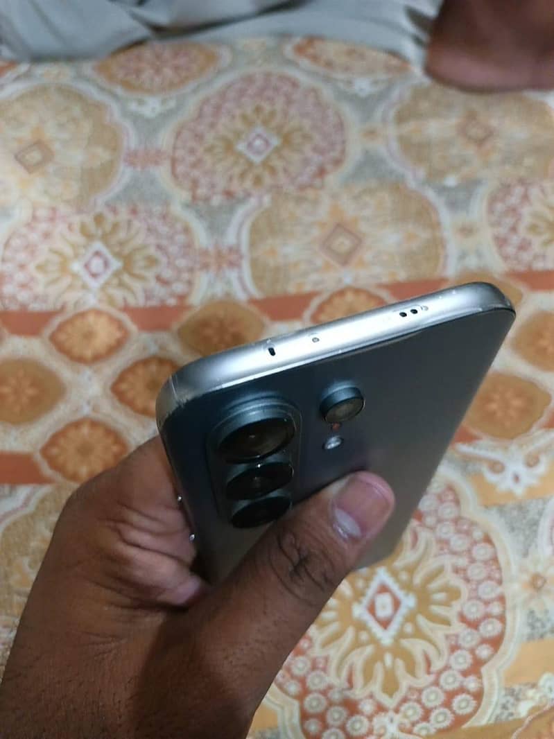 camon50 pro 4