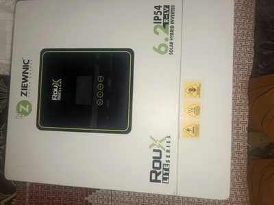 Ziewnic PV 8000 6.2 kw inverter urgent sale