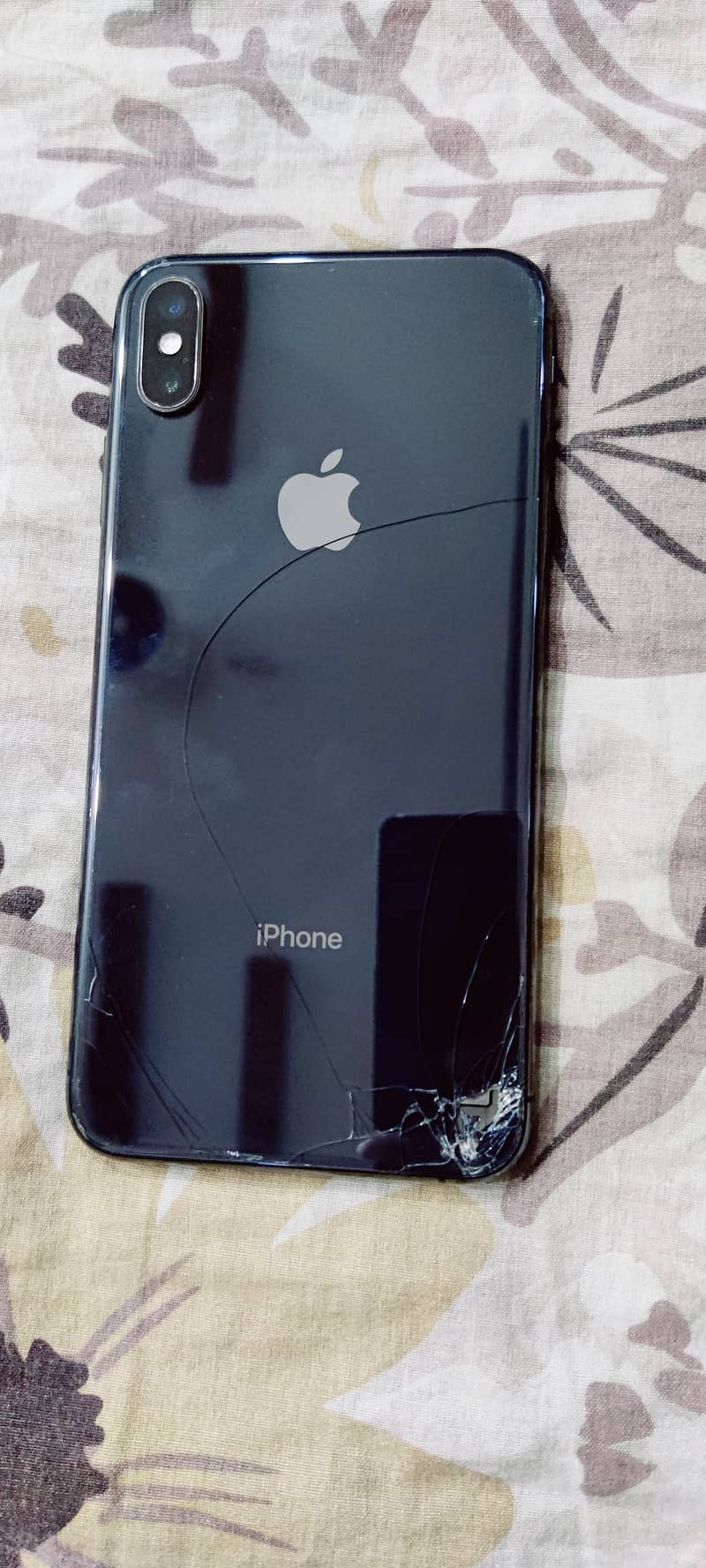 Apple iPhone XS Max 0